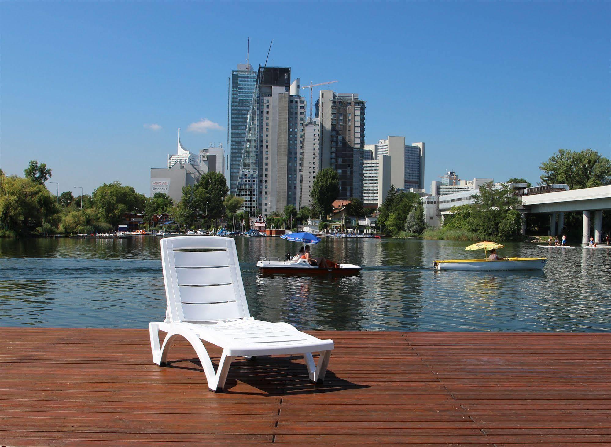 Strandhotel Alte Donau Wien
